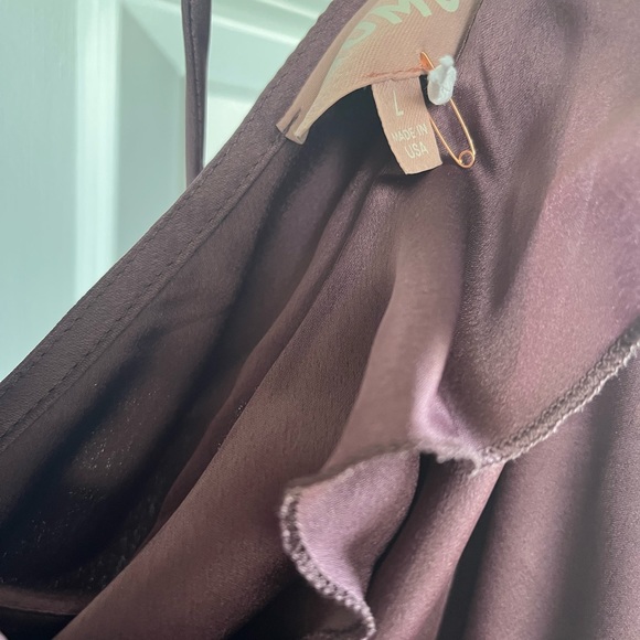 Samantha Ruffle Wrap Dress - Picture 4 of 5